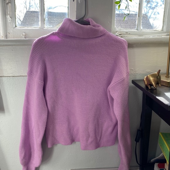 URBAN OUTFITTERS TURTLENECK - Picture 4 of 7